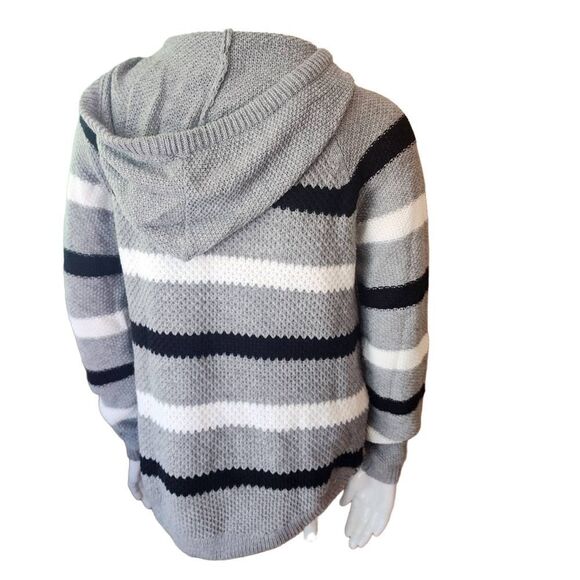 Cloud Chaser Gray, Black, & White Striped Knit Hoodie (M) - Picture 5 of 6